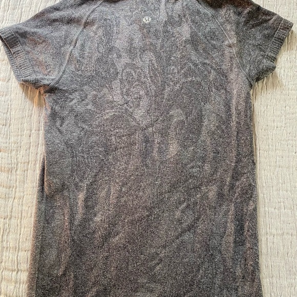 swiftly tech limited edition size 4 grey floral - Picture 4 of 4